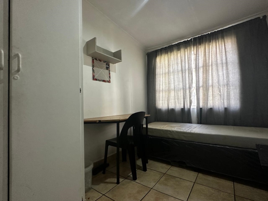 7 Bedroom Property for Sale in Brandwag Free State